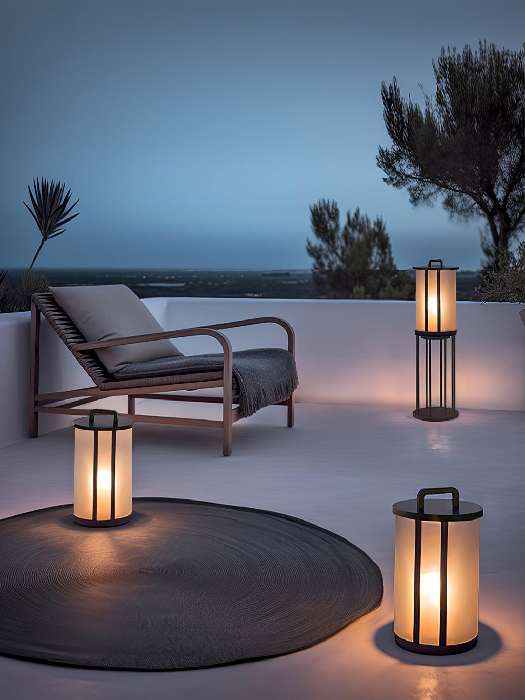 Round Pillar Acrylic Lantern Outdoor Lamp