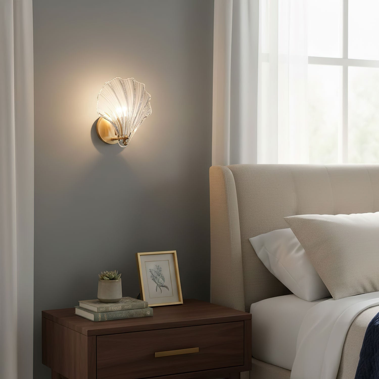 Shell Wall Light