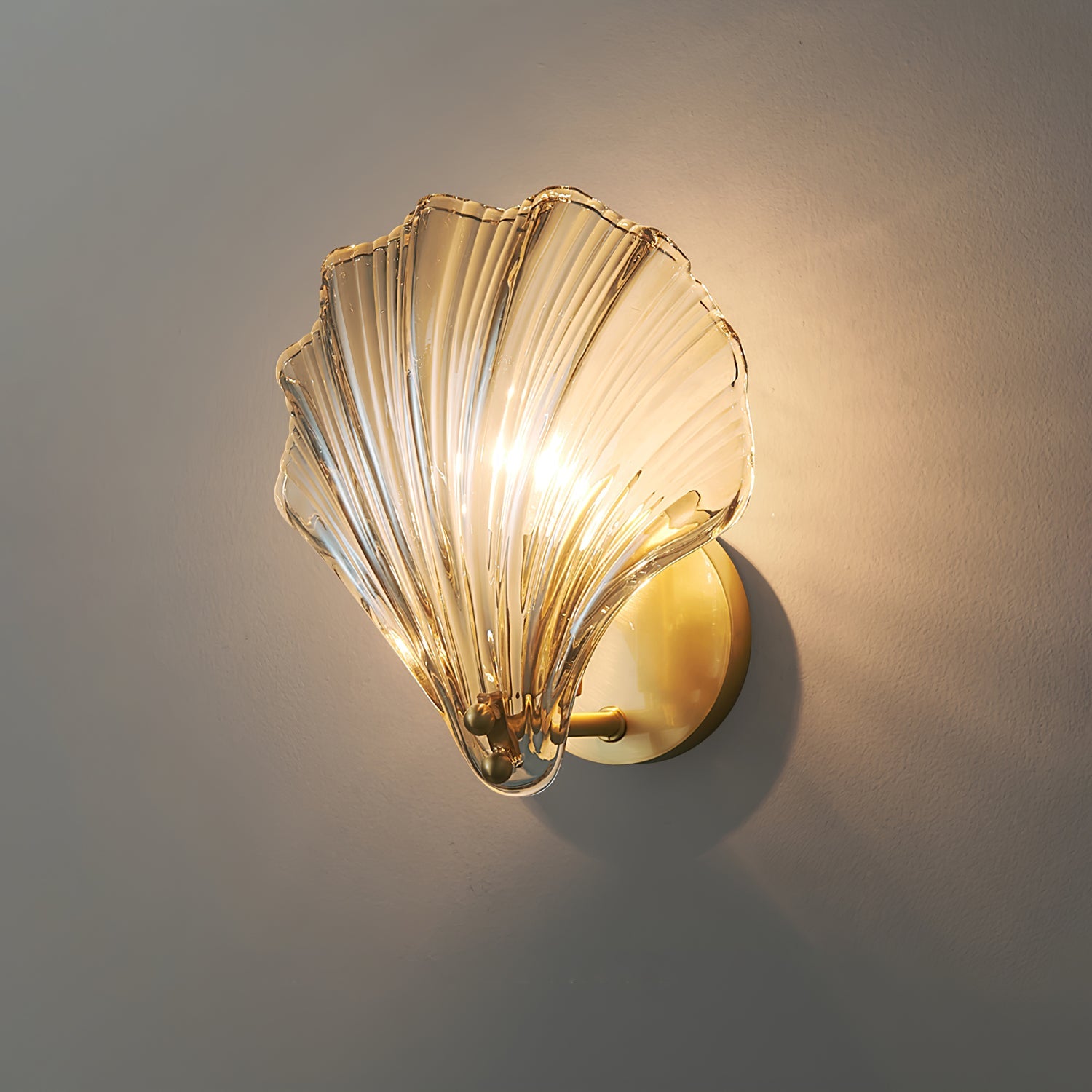 Shell Wall Light - DEPRIMO