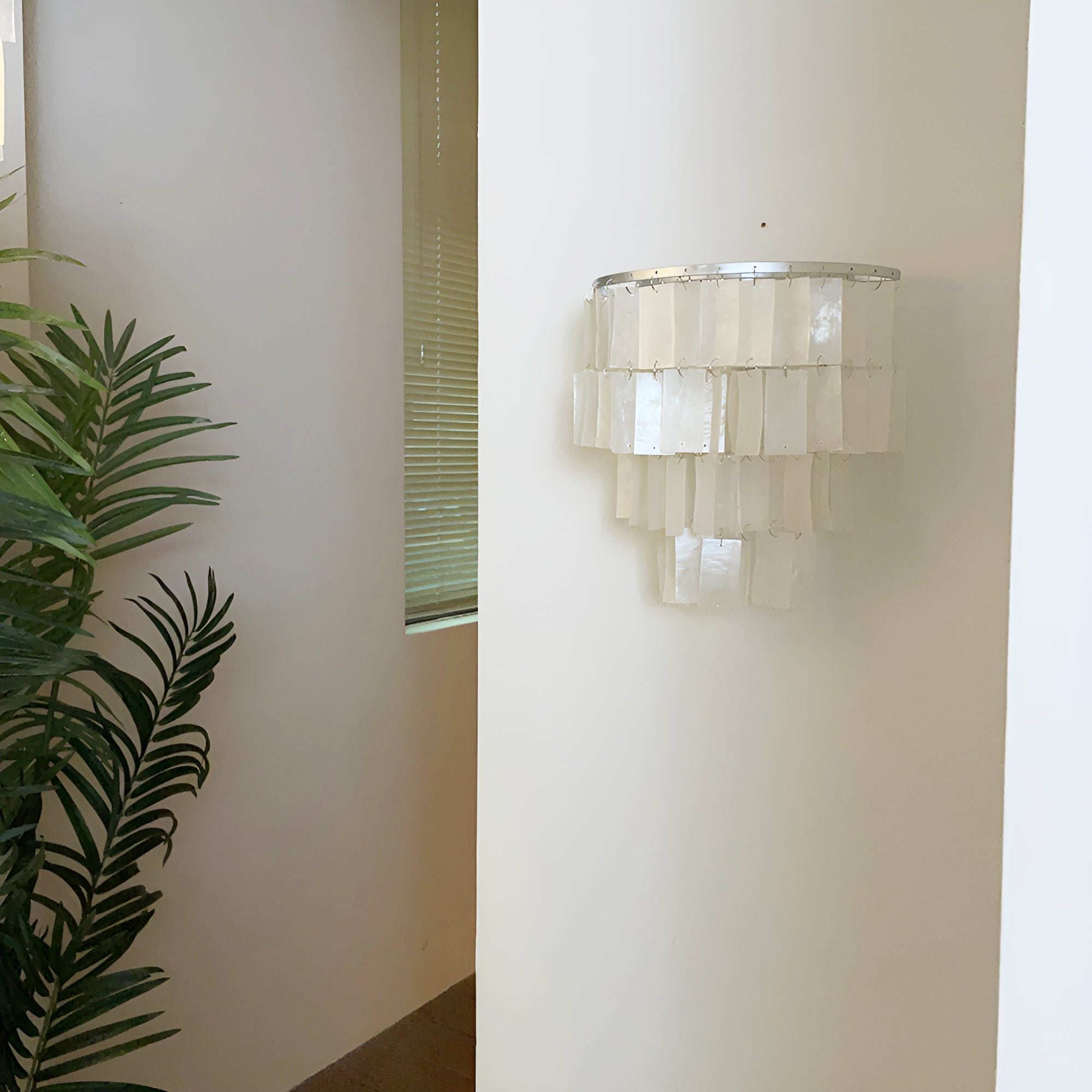 Настінний світильник Skye Shell Tiered