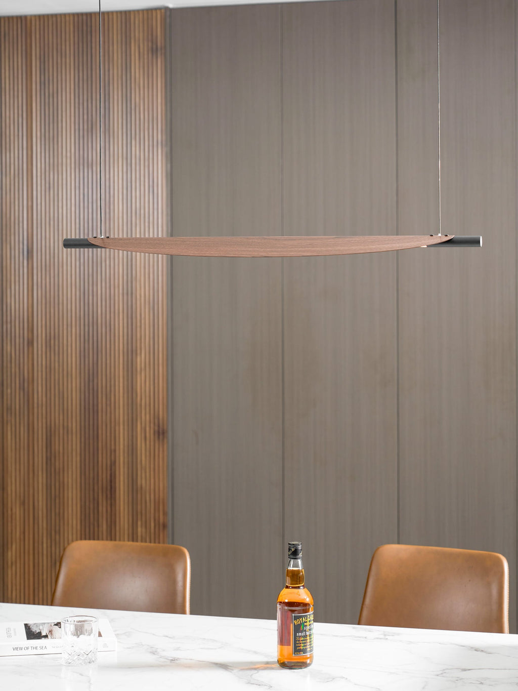 Sleek Board Pendant Lamp