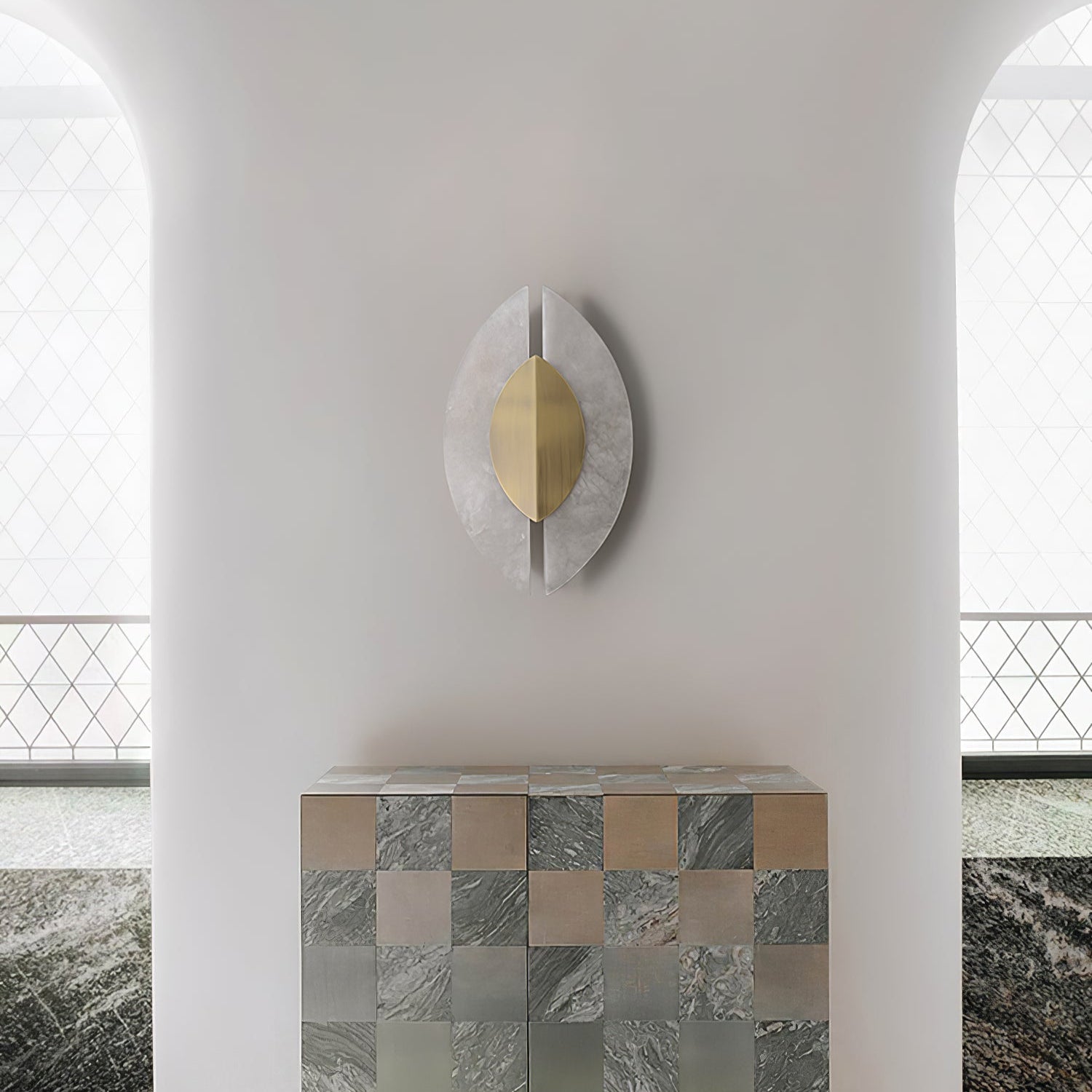 Настінний світильник Solari Alabaster Leaf Sconce