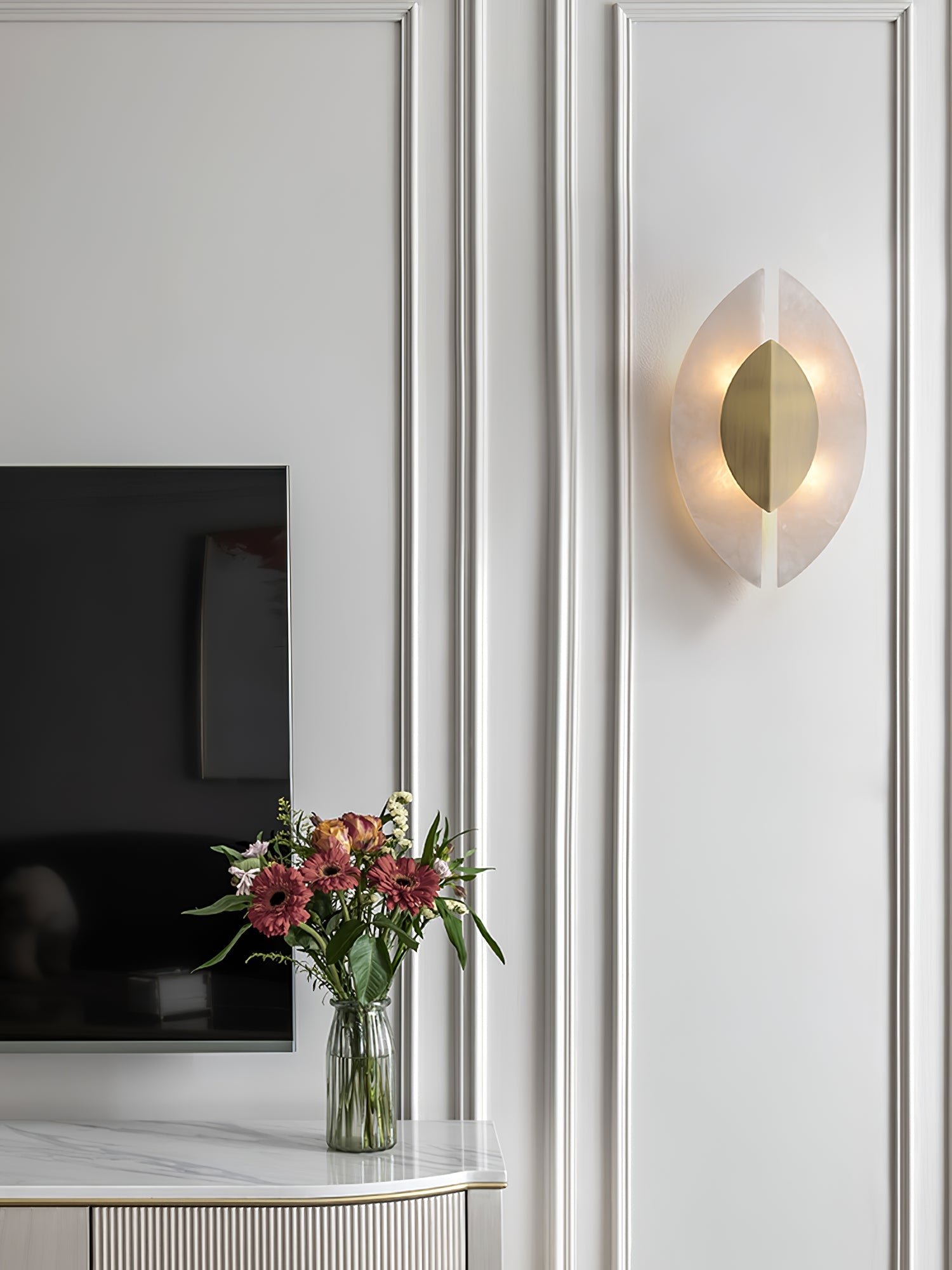 Настінний світильник Solari Alabaster Leaf Sconce