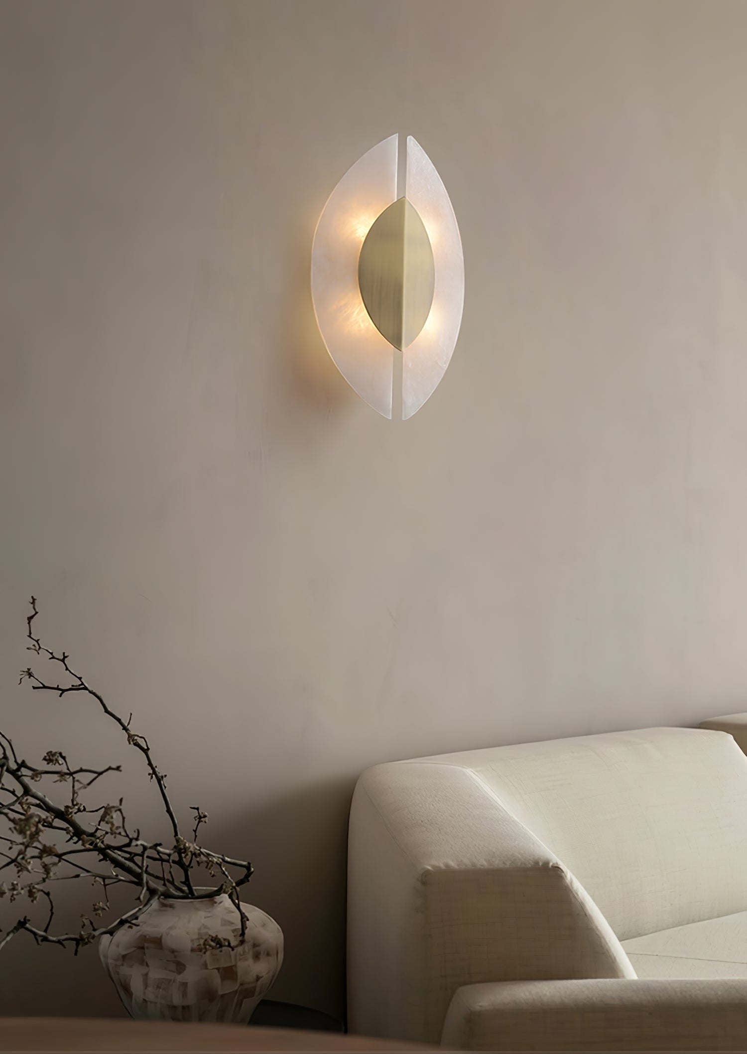 Настінний світильник Solari Alabaster Leaf Sconce