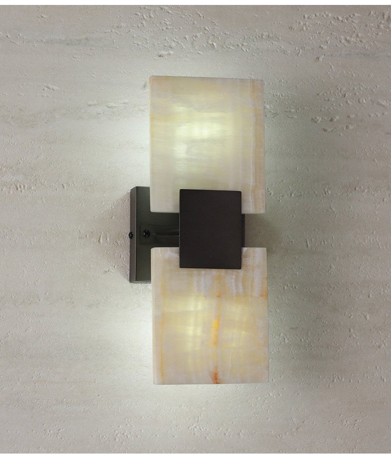 Настінний світильник Strata Shift Alabaster
