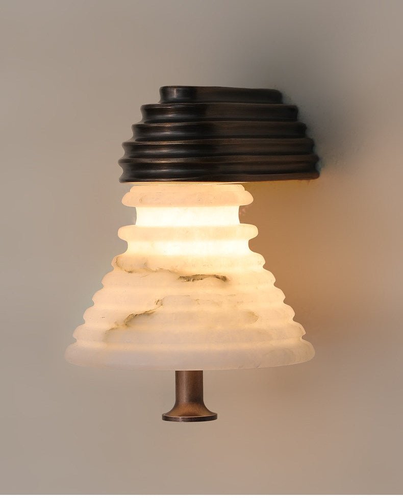 Настінний світильник Strata Alabaster