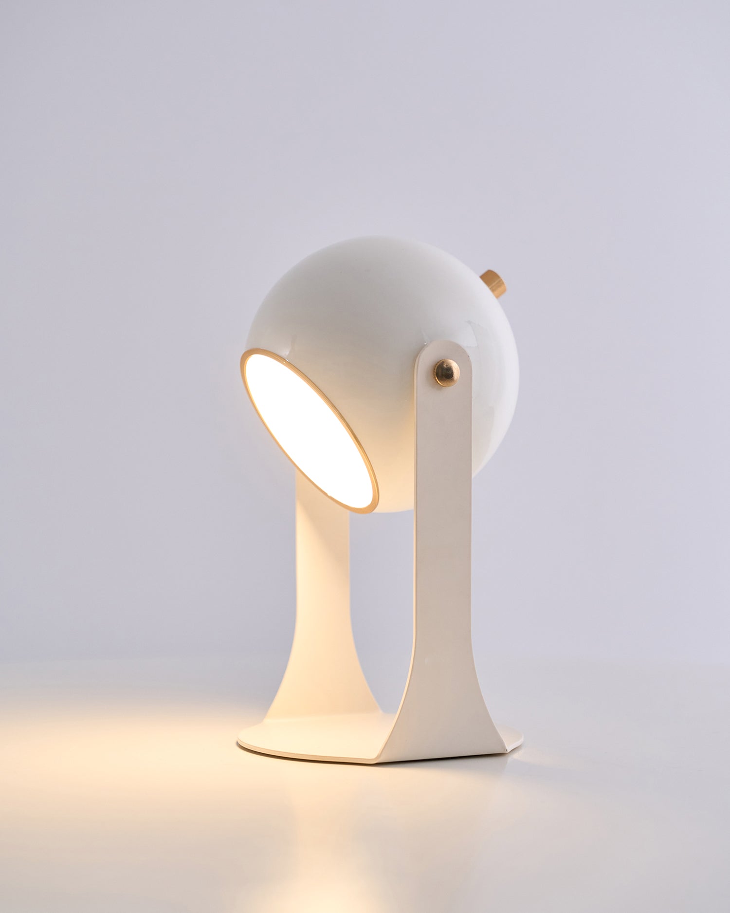 Настільна лампа Швейк (вбудований акумулятор)