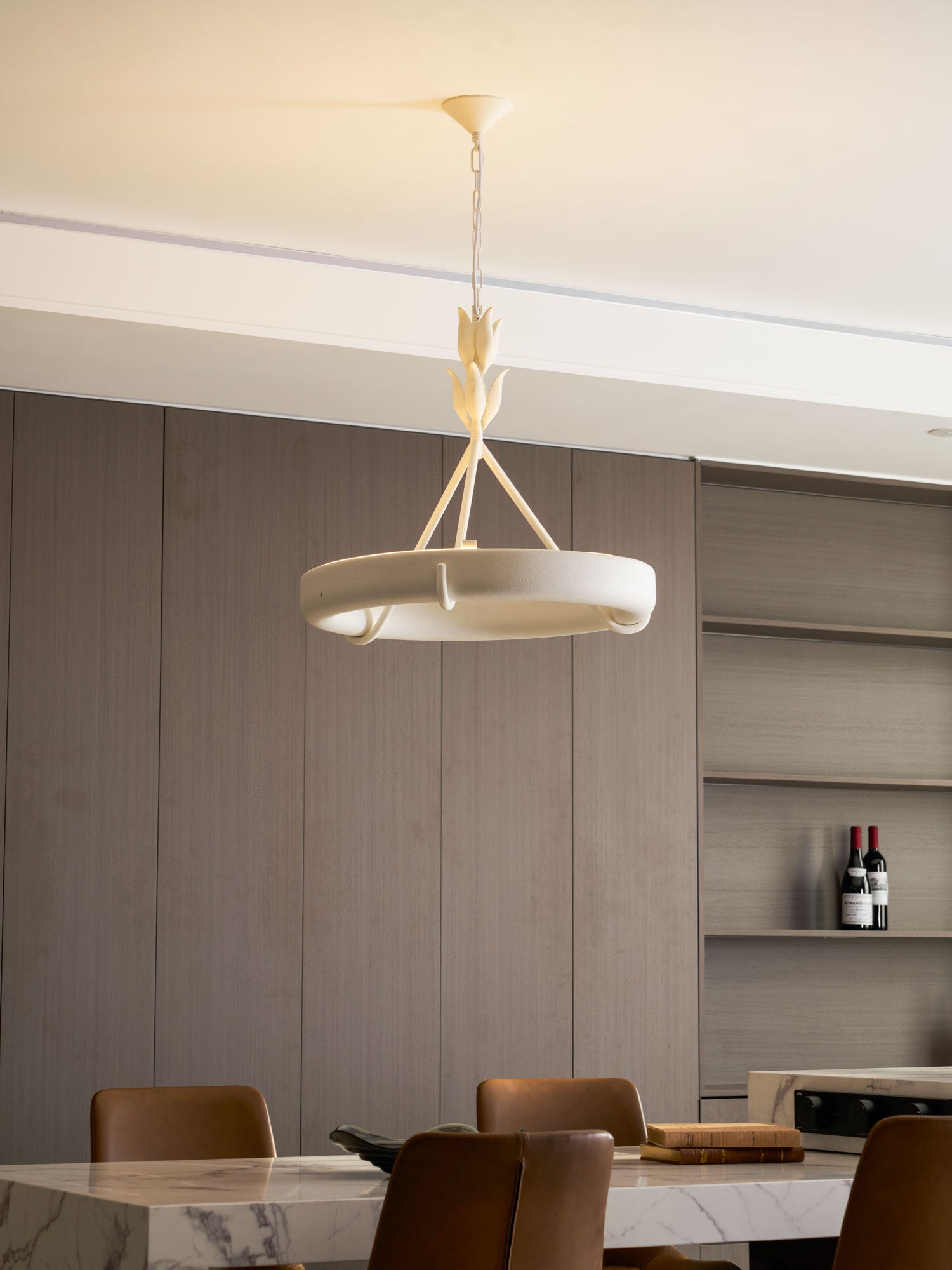 Потолочная люстра Tinsley Plaster