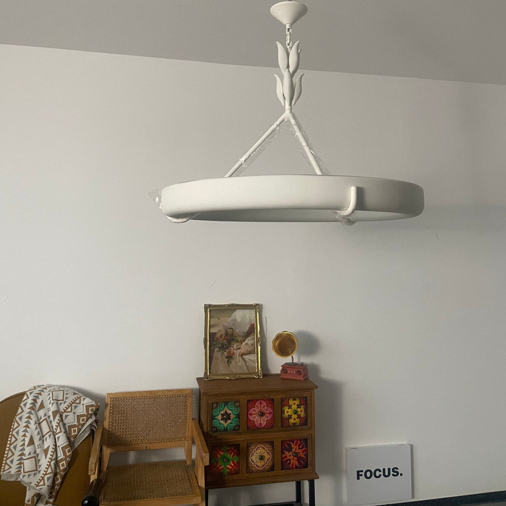 Потолочная люстра Tinsley Plaster