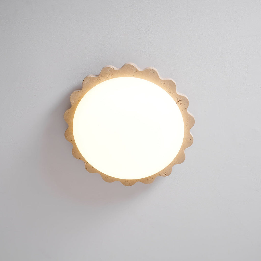 Потолочный светильник из травертина Scallop Edge