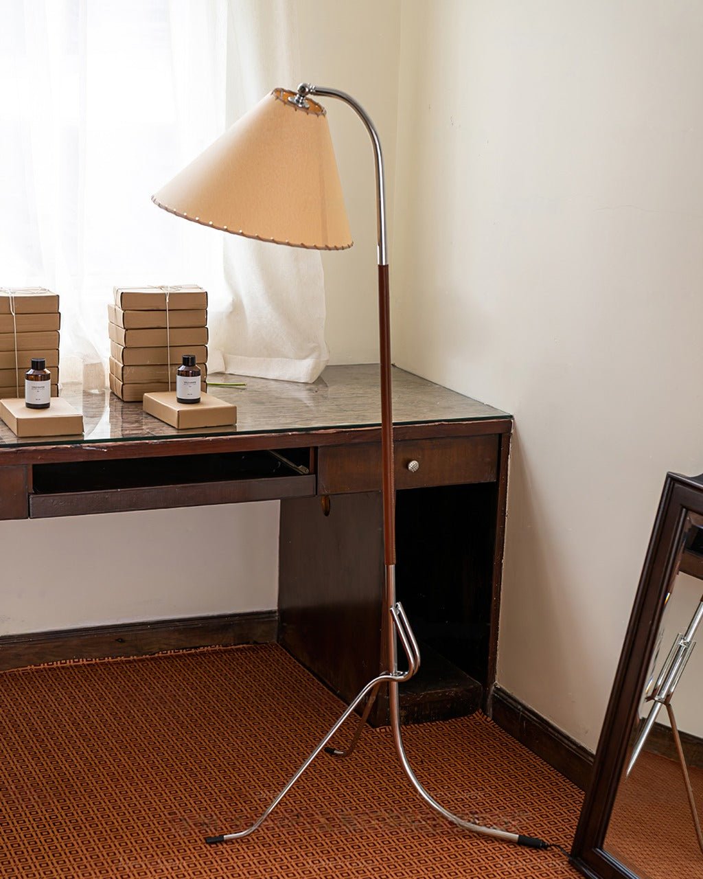 Торшер-тренога Arc