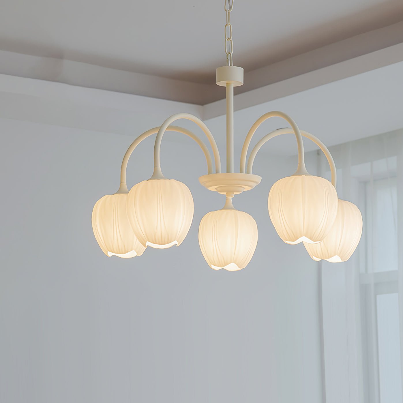 Tulip Matcha Chandelier - DEPRIMO