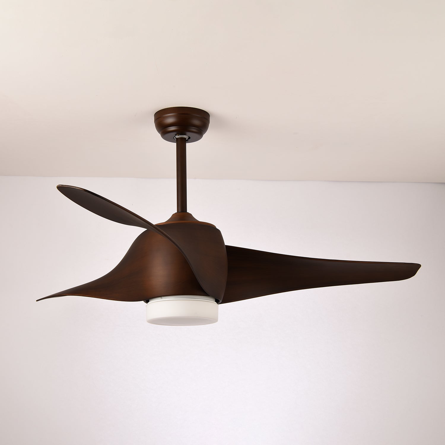 Verdantia Aero Ceiling Fan Light - Vakkerlight