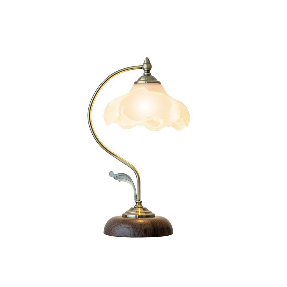 Вінтажна латунна настільна лампа