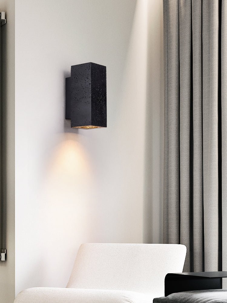 Volkris Wall Lamp