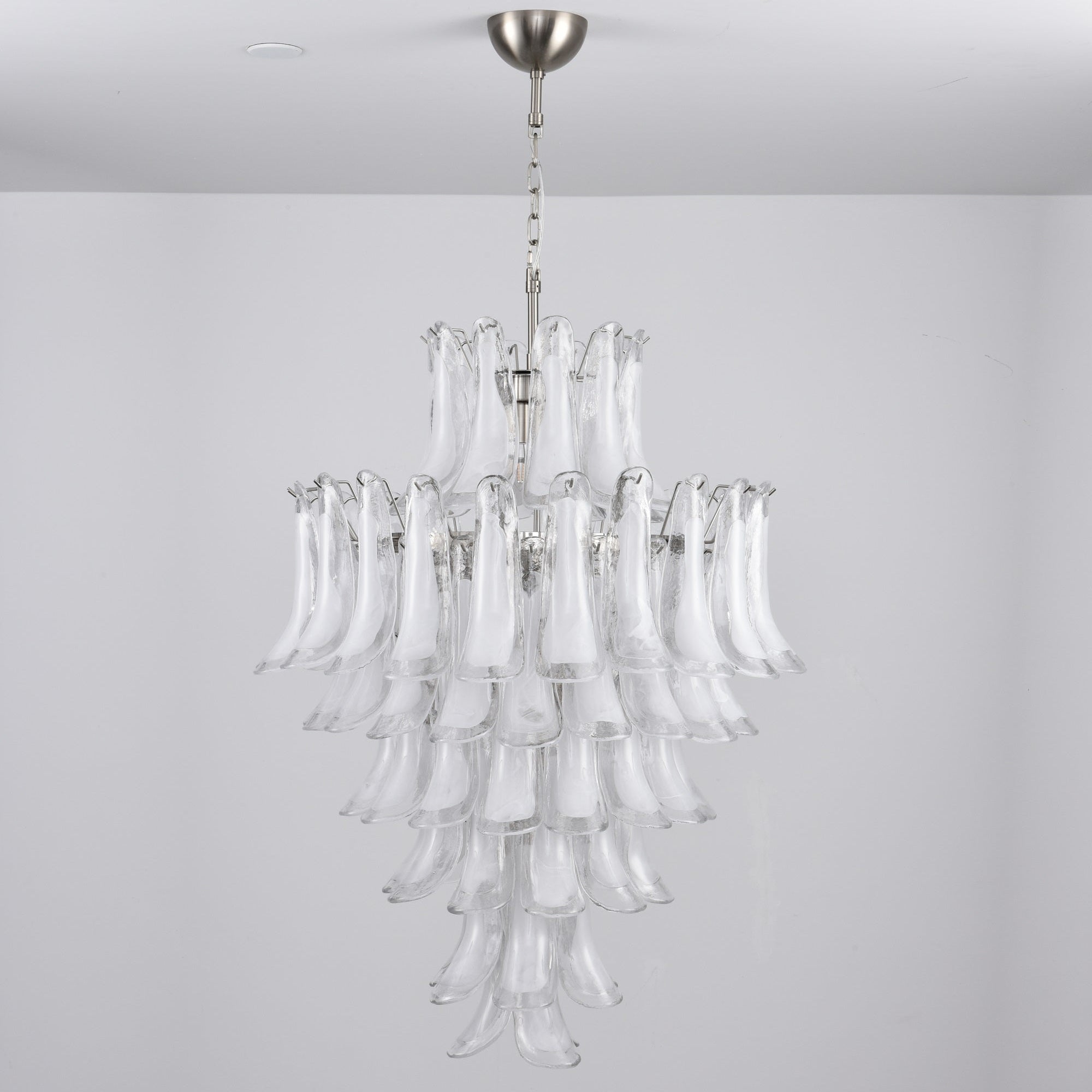 Люстра White Cloud Glass Petals