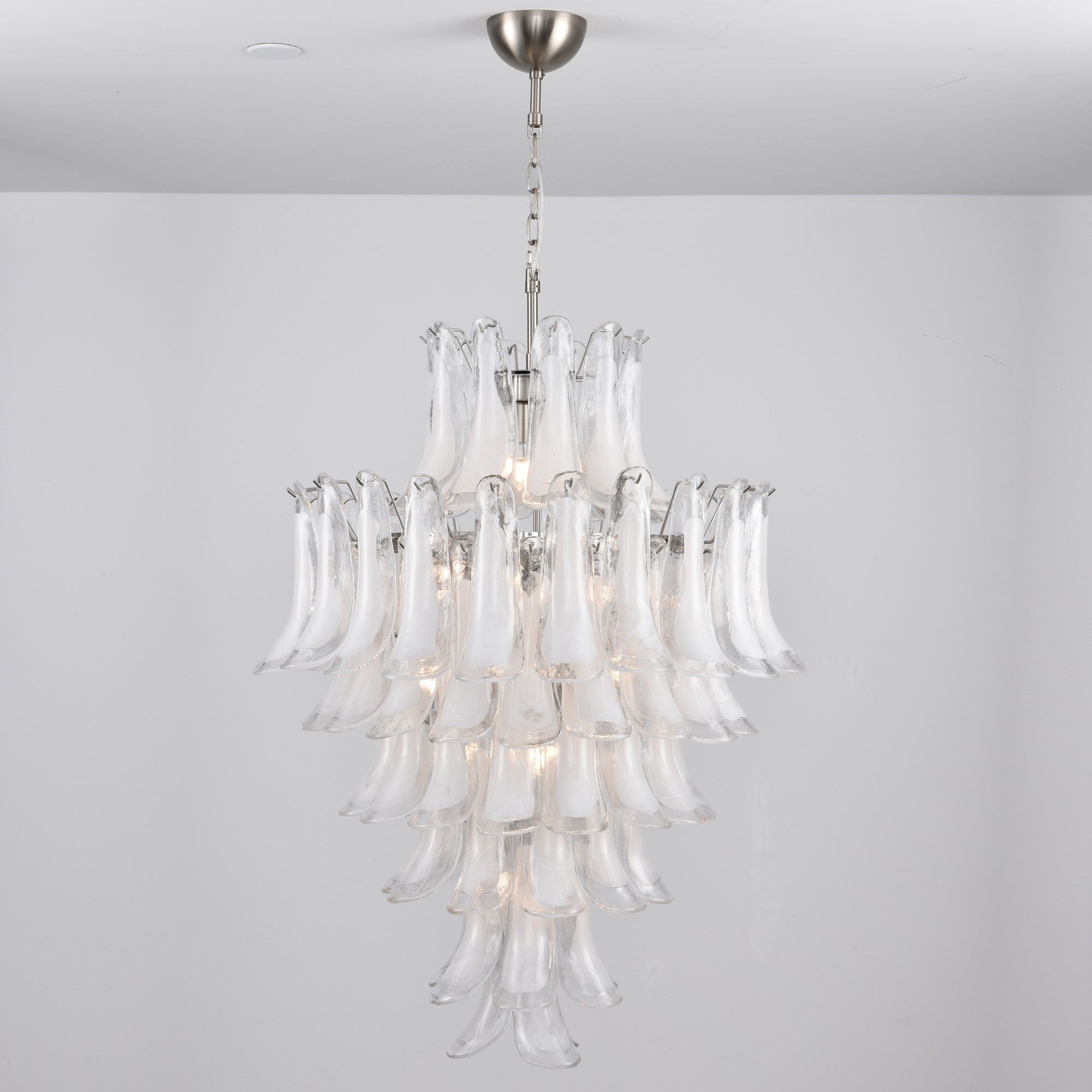 Люстра White Cloud Glass Petals