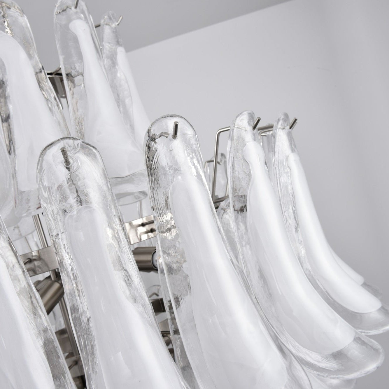 Люстра White Cloud Glass Petals