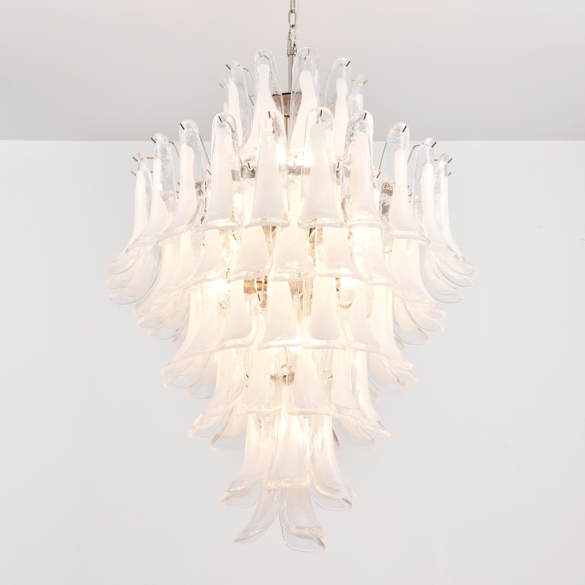 Люстра White Cloud Glass Petals