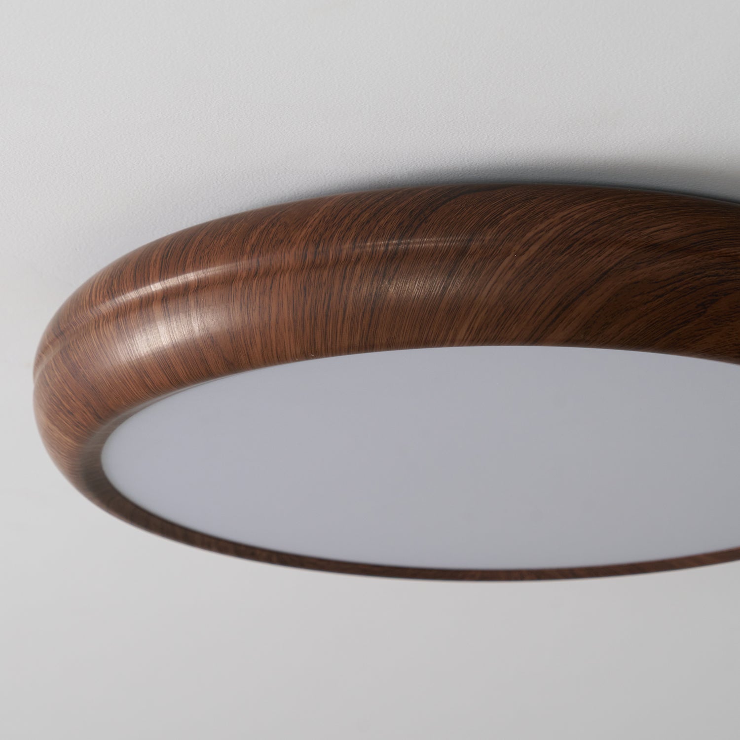 Стельовий світильник Wood Grain круглої форми