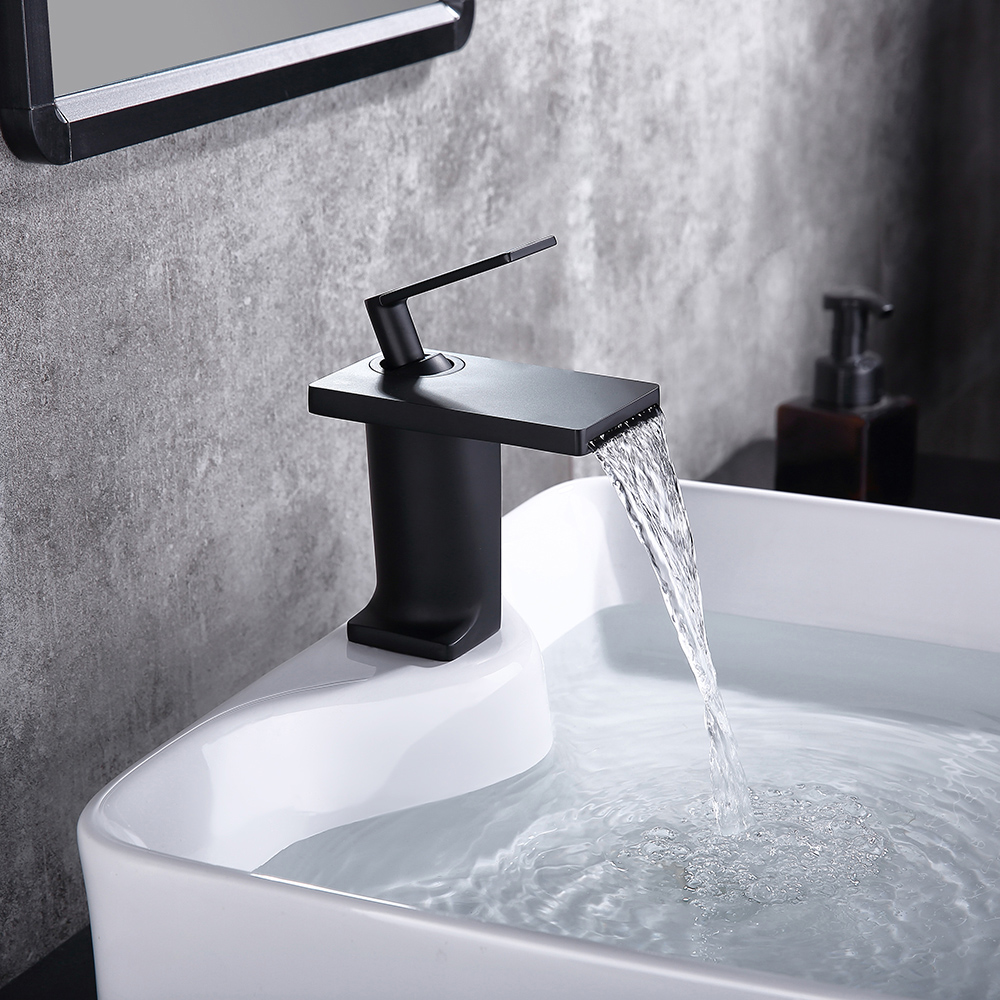 Змішувач для раковини в стилі Модерн Колір - Чорний Матеріал - Латунь SLAVGO 12864