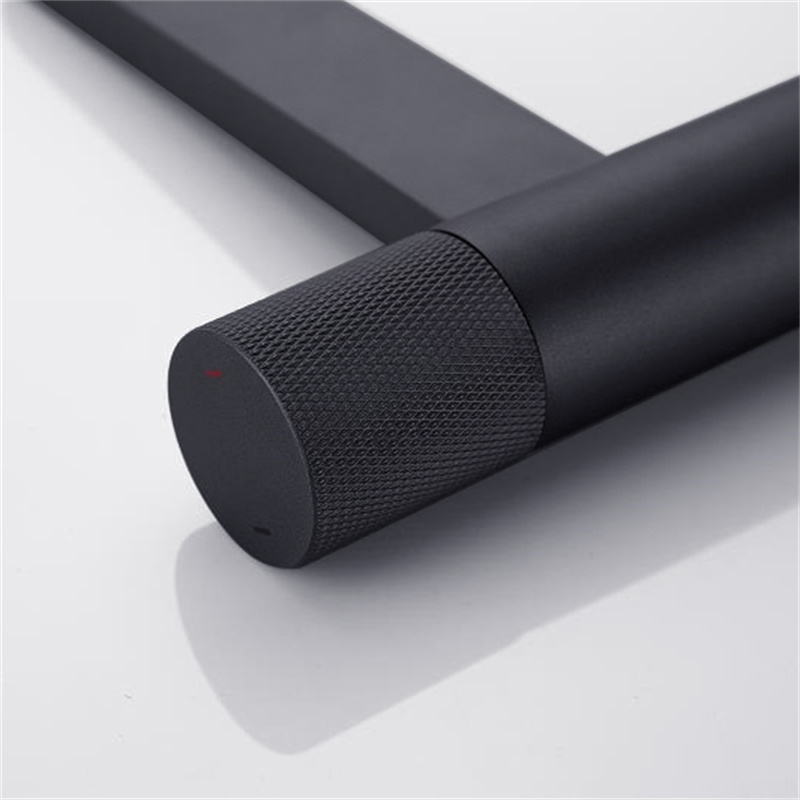 Змішувач для раковини в стилі Модерн Колір - Чорний Матеріал - Латунь SLAVGO 12843