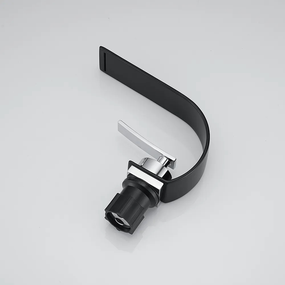 Змішувач для раковини у стилі Модерн Колір - Чорний & Хром Матеріал корпусу - Латунь SLAVGO 15388