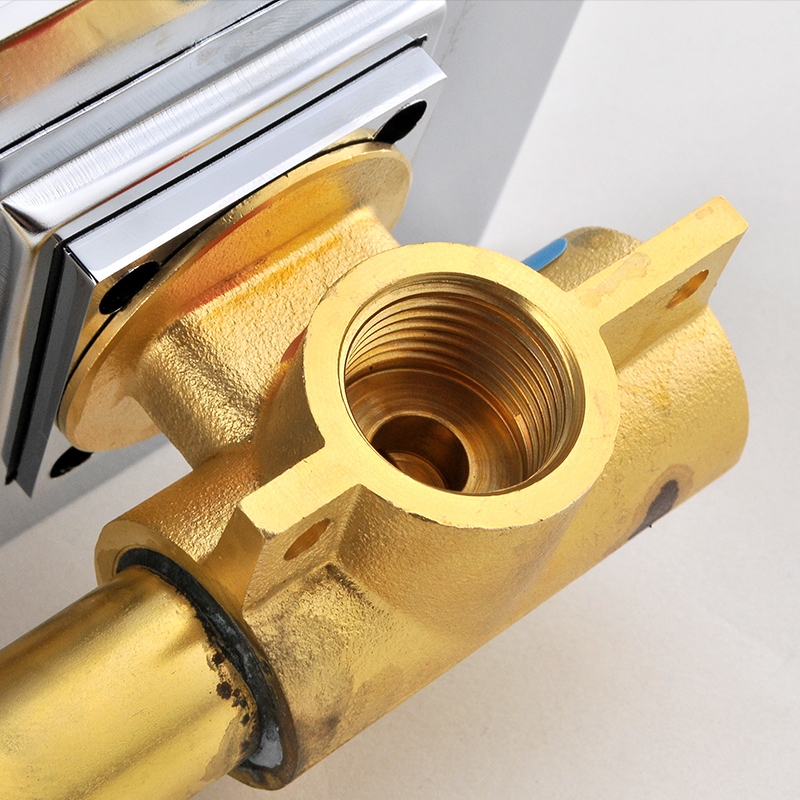 Змішувач для раковини в стилі Модерн Колір - Хром Матеріал - Латунь SLAVGO 10072