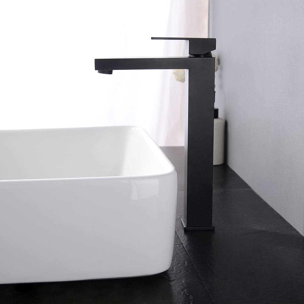 Змішувач для раковини в стилі Модерн Колір - Чорний Матеріал - Латунь SLAVGO 12820